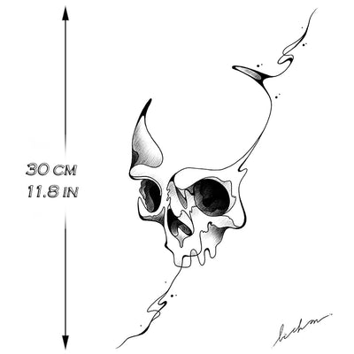 Tatouage temporaire hyperréaliste Skull Line - by Bichon de ArtWear Tattoo Collaborations sur le bras d'un homme et jambe d'une femme
