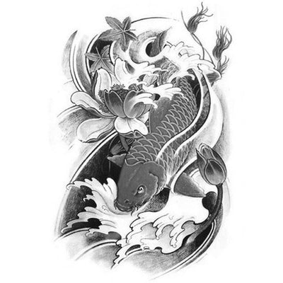 Tatouage temporaire hyperréaliste Koi Fish - B&W 4 de ArtWear Tattoo Animaux sur le bras d'un homme et jambe d'une femme