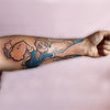 Tatouage temporaire hyperréaliste Popeye 3D - Pack de ArtWear Tattoo Cartoon sur le bras d'un homme et jambe d'une femme