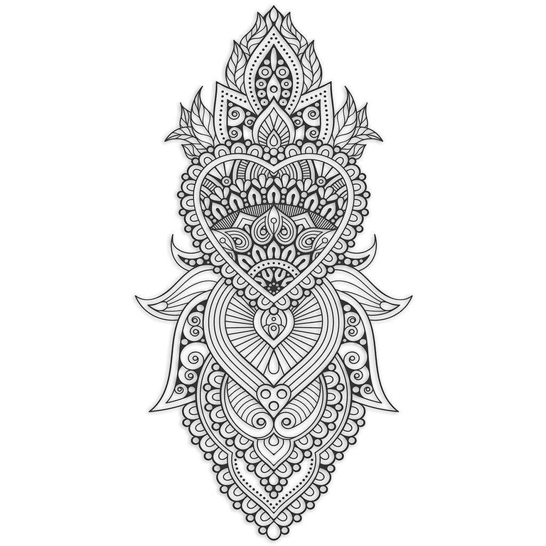 Tatouage temporaire hyperréaliste Large Ornamental Heart Design de ArtWear Tattoo Mandala sur le bras d'un homme et jambe d'une femme