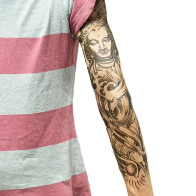 Tatouage temporaire hyperréaliste Buddha Sleeve de ArtWear Tattoo Religieux sur le bras d'un homme et jambe d'une femme