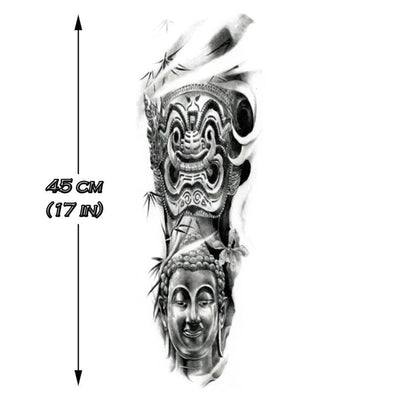 Tatouage temporaire hyperréaliste Asian Story Sleeve B&W de ArtWear Tattoo Sleeve sur le bras d'un homme et jambe d'une femme