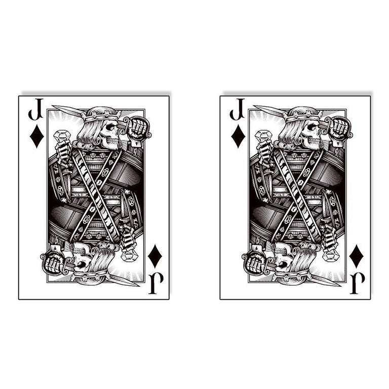 Tatouage temporaire hyperréaliste Jack of Diamonds - Pack de ArtWear Tattoo Tête de mort sur le bras d'un homme et jambe d'une femme