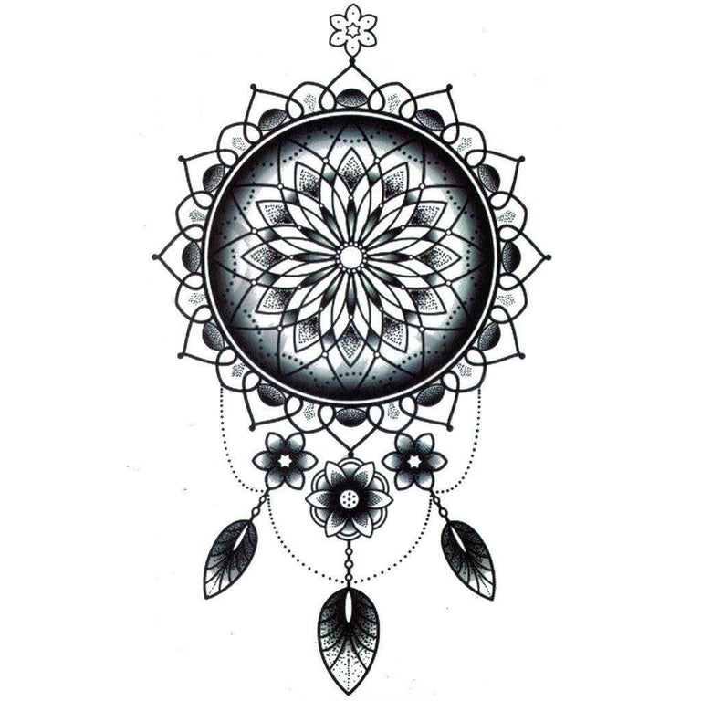 Tatouage temporaire hyperréaliste Big Mandala Dreamcatcher de ArtWear Tattoo Traditionnels sur le bras d'un homme et jambe d'une femme