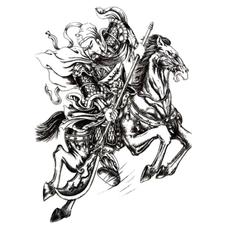 Tatouage temporaire hyperréaliste The Horseman Emperor de ArtWear Tattoo Traditionnels sur le bras d'un homme et jambe d'une femme